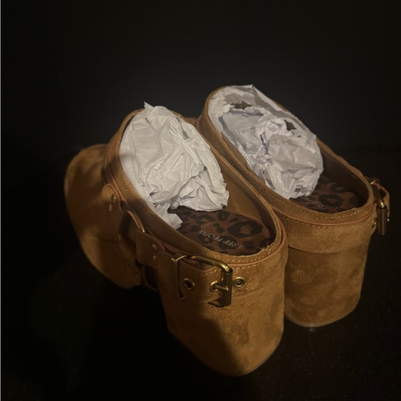 Free People Amalia Harness Clogs - Size 11 - Picture 9 of 13